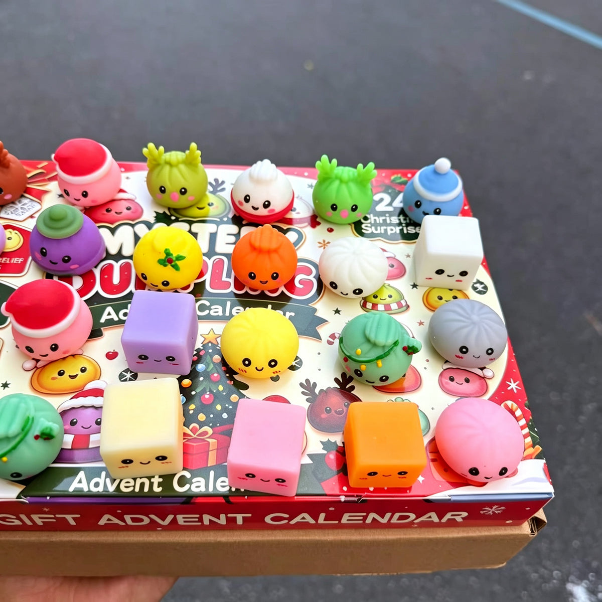 2026 Christmas Squishy Advent Calendar, 24-Day Dumpling Fidget Toy Countdown for Kids, Cute Collectible Stocking Stuffers